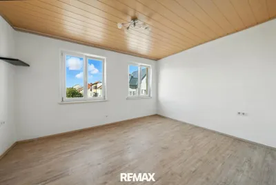 3-Zimmer-Wohnung kaufen in Hollabrunn – 60,47 m², € 144.900 – Bild 2 von 14