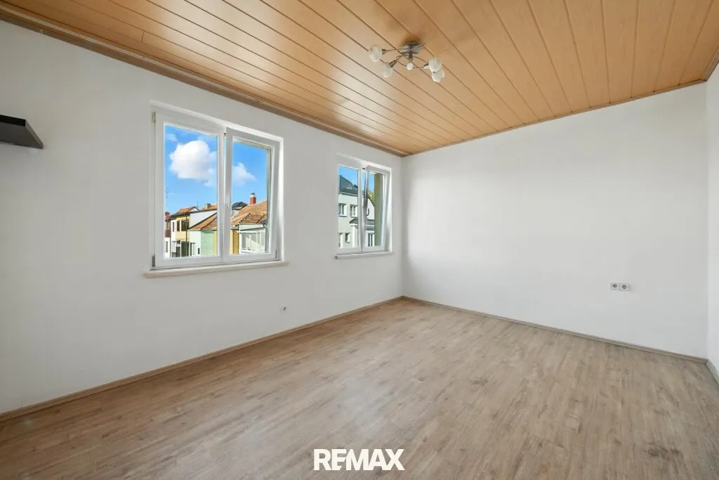 DIE GELEGENHEIT! ALS ANLAGE ODER ZUR EIGENNUTZUNG! Zentral gelegene 3-Zimmer-Wohnung in Bahnhofsnähe! - Ansicht 3