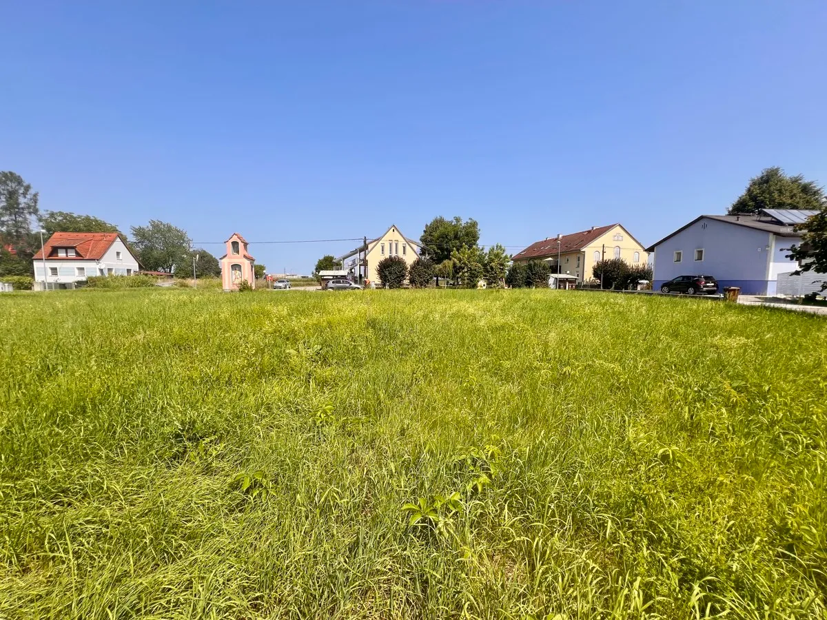 Baugrund in Zettling, ca. 719 m² im Dorfgebiet 02/04, sonnige und zentrale Lage! - Widok 2