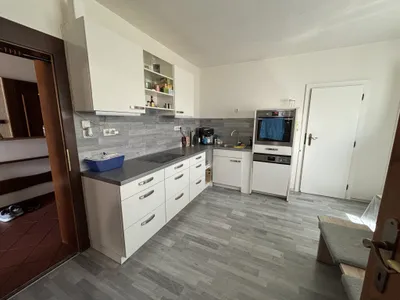 9-Zimmer-Gewerbeimmobilie kaufen in Gmunden – 264 m², € 598.000 – Bild 8 von 31