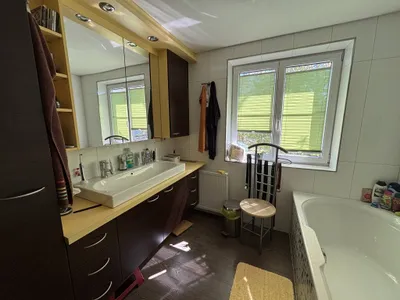 9-Zimmer-Gewerbeimmobilie kaufen in Gmunden – 264 m², € 598.000 – Bild 27 von 31