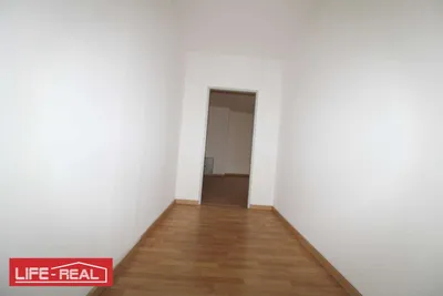 4-Zimmer-Gewerbeimmobilie mieten in Linz – 142 m², € 1.580 – Bild 12 von 14