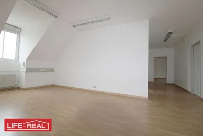 4-Zimmer-Gewerbeimmobilie mieten in Linz – 142 m², € 1.580 – Bild 4 von 14