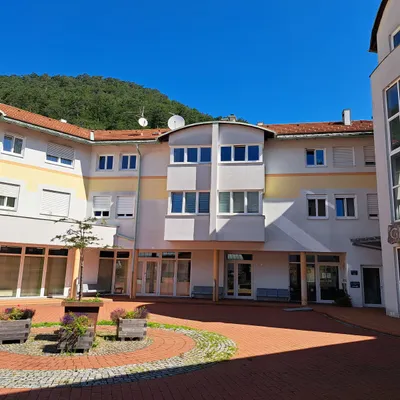 4-Zimmer-Wohnung mieten in Wiener Neustadt Land – 108,08 m², € 1.429