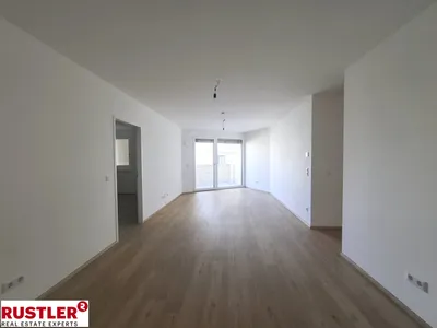 Moderne 4-Zimmer-Wohnung mit Balkon – Bild 2