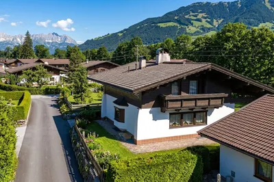 7-Zimmer-Haus kaufen in Kitzbühel – 130 m², € 1.690.000 – Bild 2 von 8