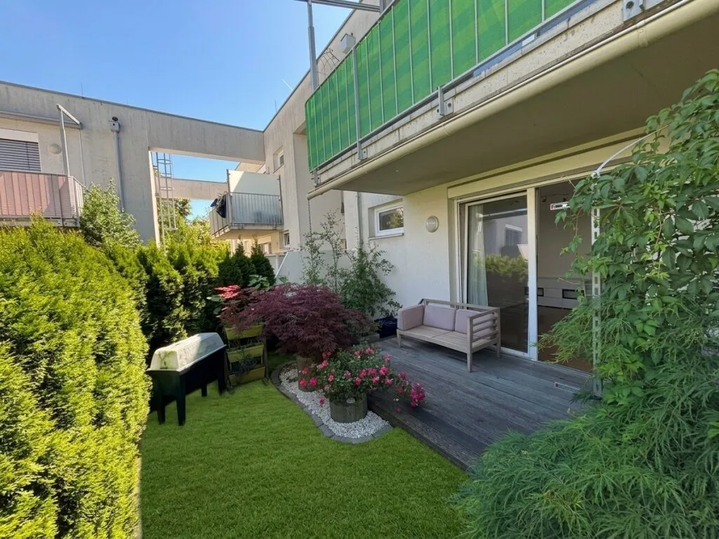 *WOHNTRAUM mit TERRASSE & GARTEN- 2 Zimmer teilmöbliert!* inkl. TG Platz - Widok 2