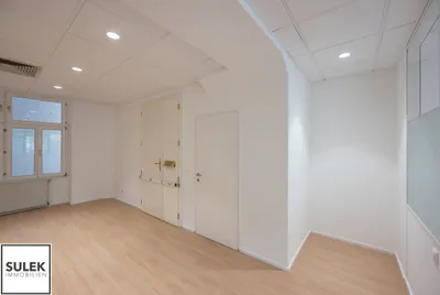 5-Zimmer-Gewerbeimmobilie mieten in Wien – 250 m², € 3.490 – Bild 15 von 30