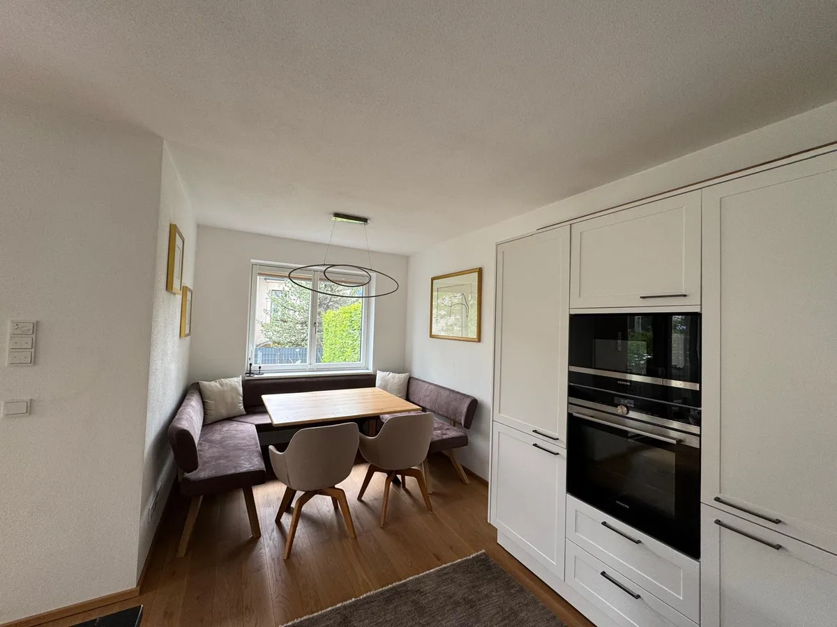 Moderne 2-Zimmer-Gartenwohnung mit hochwertiger Designküche, großer Terrasse, Eigengarten & Tiefgaragenstellplatz in Radstadt - Ansicht 3