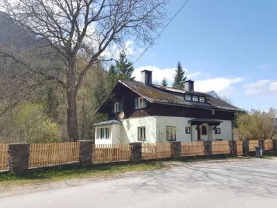6-Zimmer-Haus mieten in Liezen – 180 m², € 1.575 – Bild 2 von 7