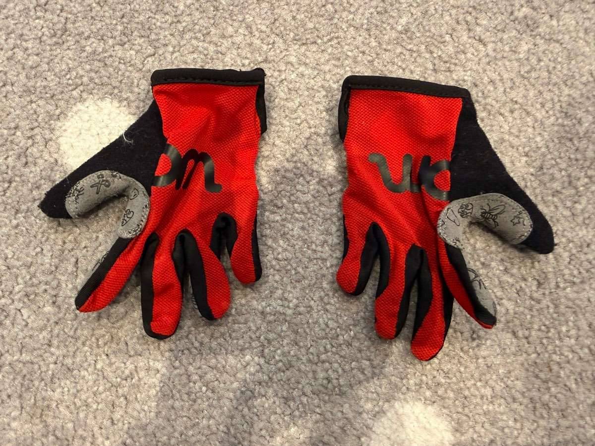 Woom Fahrradhandschuhe Kinder Gr 5,  10,- (1020 Wien) - willhaben