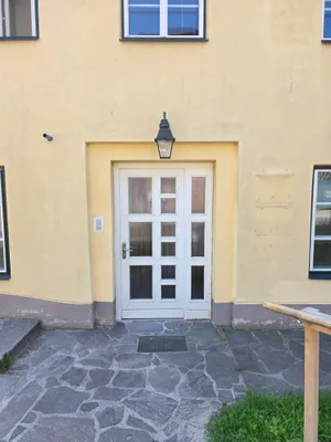 7-Zimmer-Gewerbeimmobilie mieten in Salzburg Stadt – 118 m², € 2.795 – Bild 2 von 17
