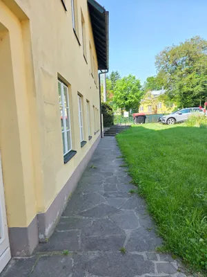 7-Zimmer-Gewerbeimmobilie mieten in Salzburg Stadt – 118 m², € 2.795 – Bild 3 von 17