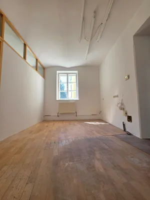 7-Zimmer-Gewerbeimmobilie mieten in Salzburg Stadt – 118 m², € 2.795 – Bild 14 von 17