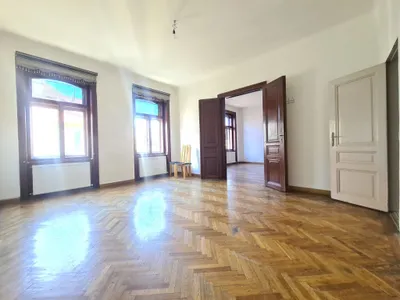 Altbau | 2 Zimmer | U6 Gumpendorferstraße