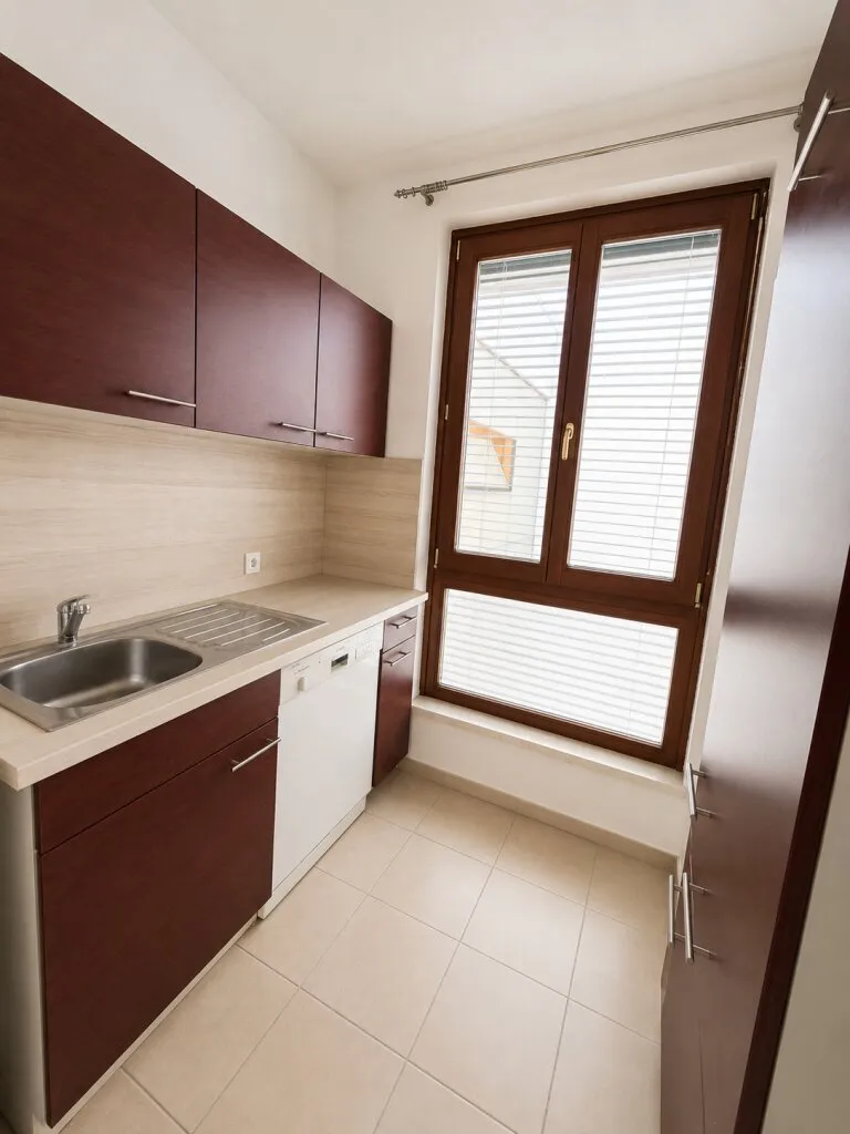 Sonnige 1-Zimmer-Wohnung in exklusiver Wohnlage nahe Hilmteich - Ansicht 3