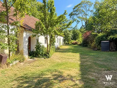 Grundstück kaufen in Bruck an der Leitha – 2 067 m², € 599.000 – Bild 1 von 9