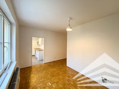 2-Zimmer-Wohnung mieten in Linz – 48 m², € 695 – Bild 2 von 12