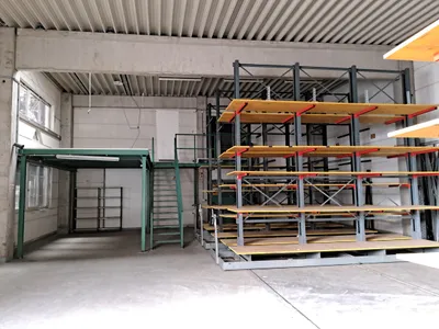 Gewerbeimmobilie mieten in Wien – 881 m², € 9 – Bild 2 von 6