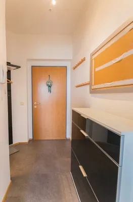 1-Zimmer-Wohnung mieten in Klagenfurt – 30 m², € 513 – Bild 2 von 10