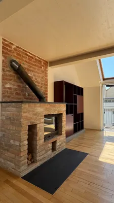 Gemütliche, klimatisierte Dachgeschoss-Maisonette mit Balkon nahe dem Naschmarkt – Bild 3