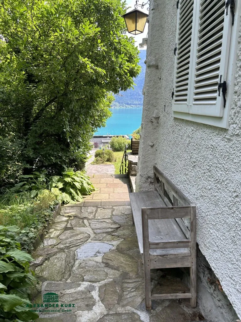 Baugrundstück mit traumhaftem Atterseeblick und Badeplatz - Ansicht 3