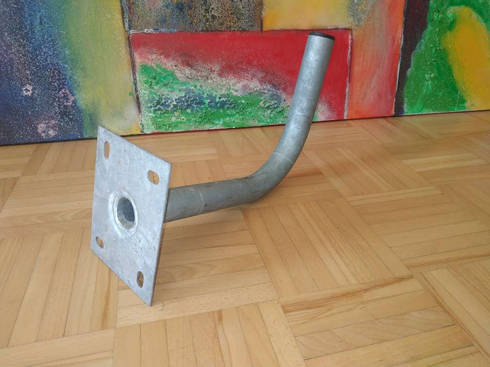 Wandhalterung für SAT Schüssel