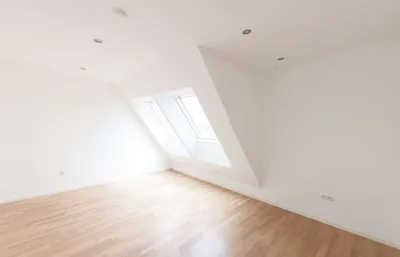 ROCHUSMARKTNÄHE: EXKLUSIVE DACHGESCHOßWOHNUNG IN PASSIVHAUSSTANDARD – Bild 2