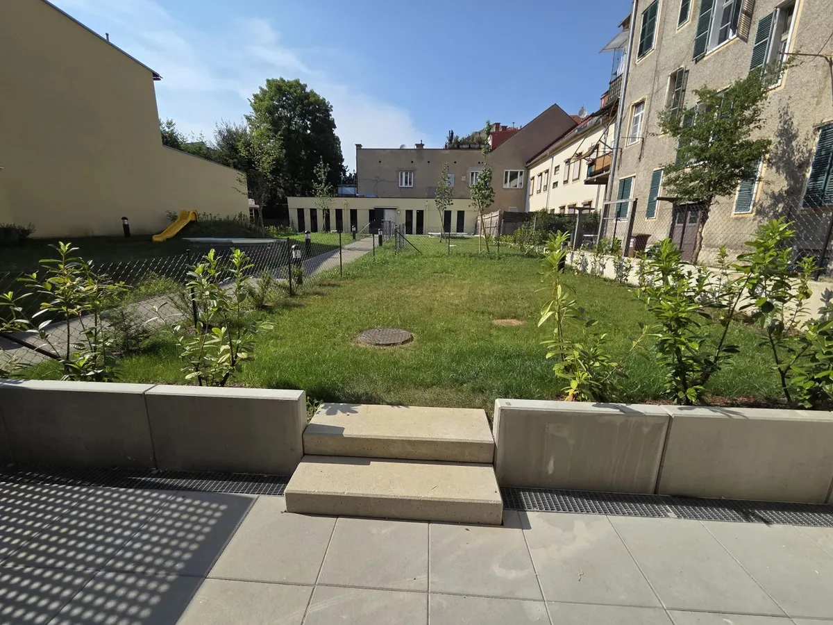 Neubauprojekt! 2-Zimmer-Gartenwohnung mit 3,6 Meter Raumhöhe in St-Leonhard! - Ansicht 3
