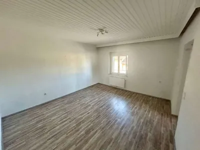 3-Zimmer-Wohnung mieten in Gmunden – 113 m², € 950 – Bild 4 von 11