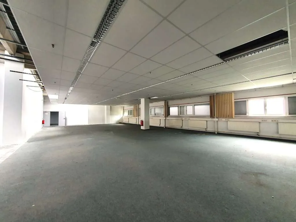 Flexibel einsetzbare Gewerbefläche im ersten Obergeschoss - Ansicht 2