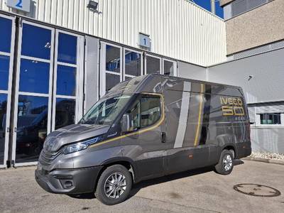 IVECO Daily Vorführwagen Transporter / Kastenwagen