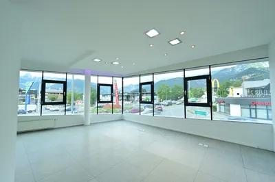 Gewerbeimmobilie mieten in Zell am See – 142 m², € 2.113