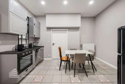 8-Zimmer-Gewerbeimmobilie mieten in Wien – 326 m², € 12.500 – Bild 17 von 49