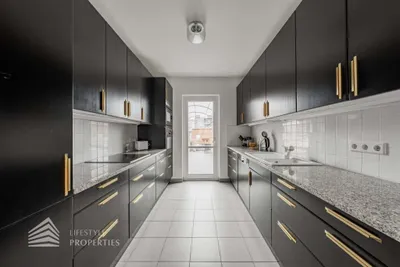 8-Zimmer-Gewerbeimmobilie mieten in Wien – 326 m², € 12.500 – Bild 3 von 49