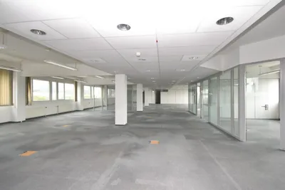 Gewerbeimmobilie mieten in Mödling – 2 000 m², € 11 – Bild 10 von 10