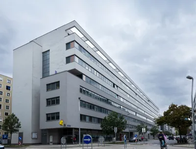 Gewerbeimmobilie mieten in Wien – € 9.002 – Bild 3 von 20