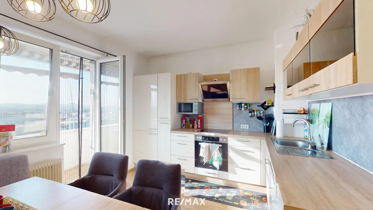 Einziehen und Wohlfühlen: Stilvolle 3-Zimmer Wohnung im Herzen von Wels! - Ansicht 2