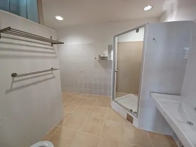 3-Zimmer-Wohnung mieten in Wiener Neustadt – 119 m², € 1.080 – Bild 6 von 8