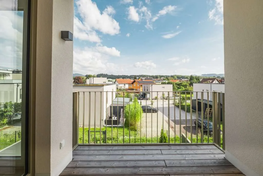 BEZUGSFERTIG! 2 Zimmer Wohnung mit Balkon in Seekirchen - Ansicht 2