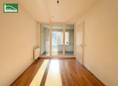 Wohnen in zentraler Lage in 1100 Wien: 3-Zimmer inkl. Einbauküche und zwei Freiflächen! – Bild 2