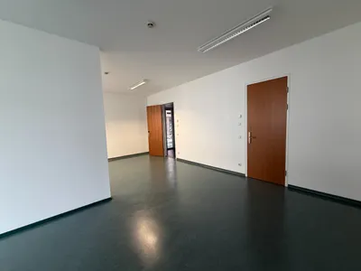Gewerbeimmobilie mieten in Graz – 64 m², € 16 – Bild 3 von 12