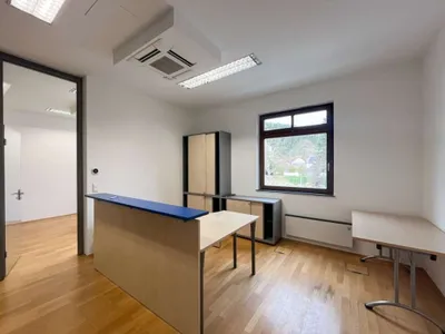 5-Zimmer-Gewerbeimmobilie mieten in Wiener Neustadt Land – 135 m², € 6 – Bild 8 von 11