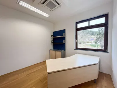 5-Zimmer-Gewerbeimmobilie mieten in Wiener Neustadt Land – 135 m², € 6 – Bild 9 von 11