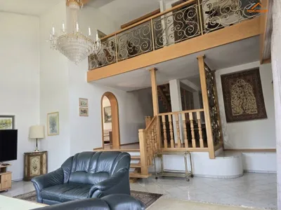 8-Zimmer-Gewerbeimmobilie kaufen in Wiener Neustadt Land – 205 m², € 497.000 – Bild 5 von 13