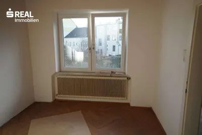 3-Zimmer-Wohnung mieten in Waidhofen an der Thaya – 134 m², € 812 – Bild 8 von 17