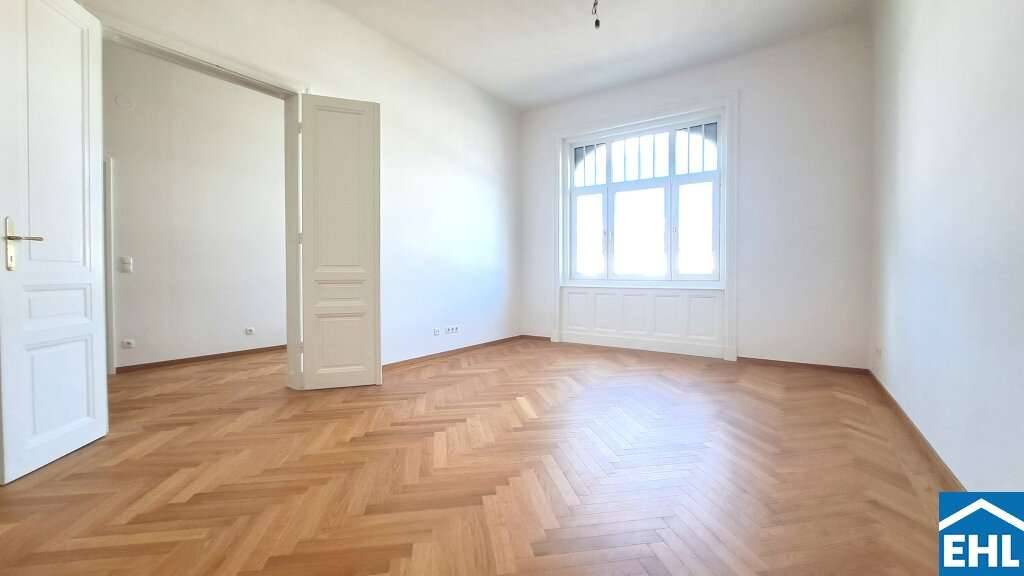 Classic Elegance in a Prestigious Period Apartment – pohled 3