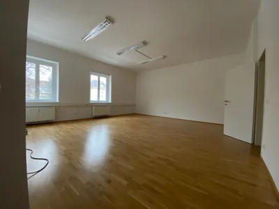 2-Zimmer-Gewerbeimmobilie mieten in Linz – 77 m², € 999 – Bild 3 von 11