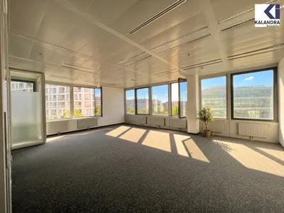 14-Zimmer-Gewerbeimmobilie mieten in Wien – 694 m², € 14.540 – Bild 2 von 25