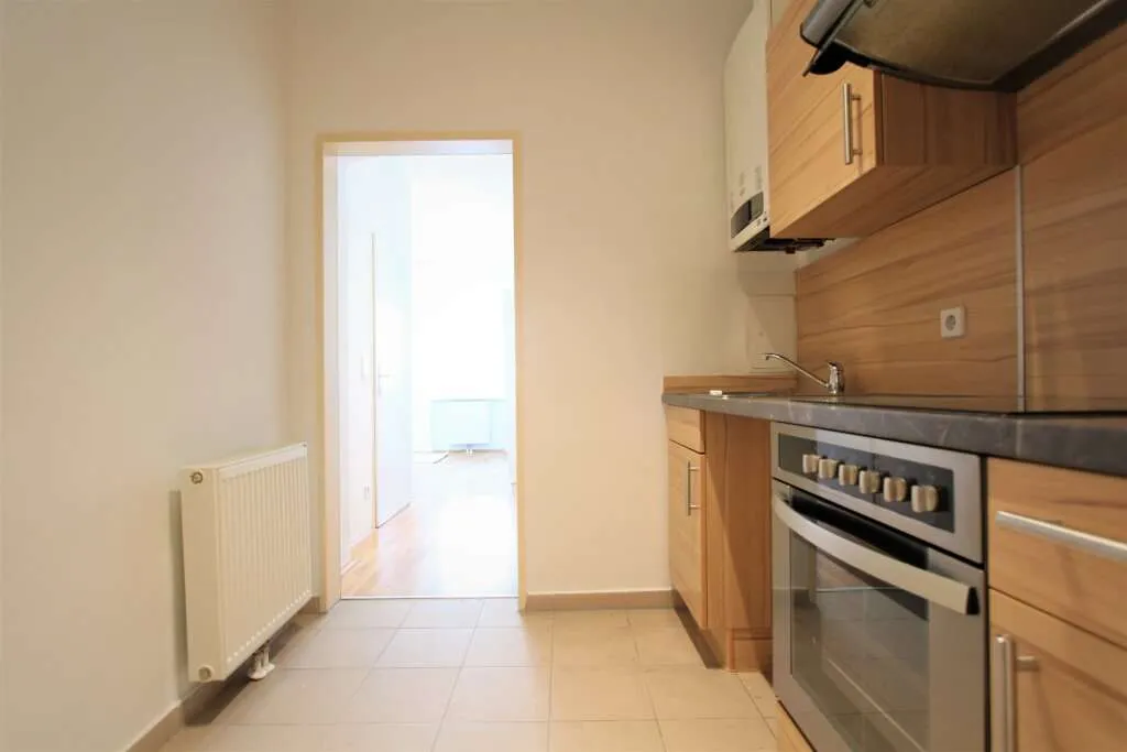 Wunderschöne, möblierte 1-Zimmer-Wohnung! Kurzzeitvermietung! - Ansicht 3
